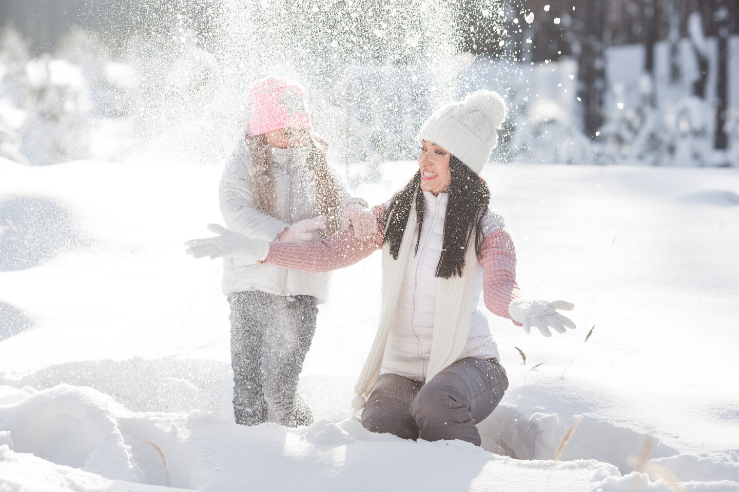 100+ Exciting Indoor & Outdoor Things To Do In Winter For Fun