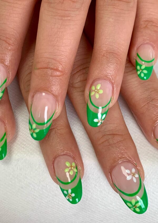 100 Beautiful Green Nails You Need To Try This Season