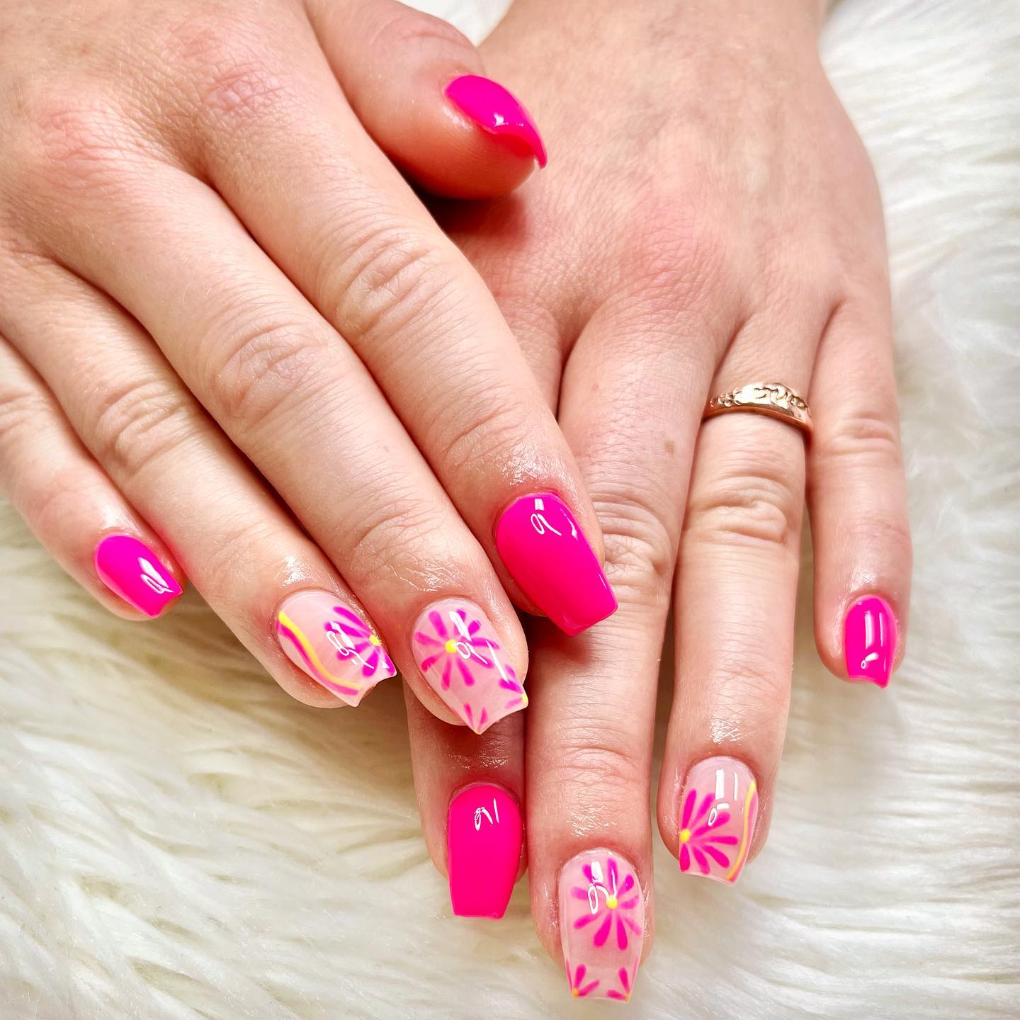 hot pink nails