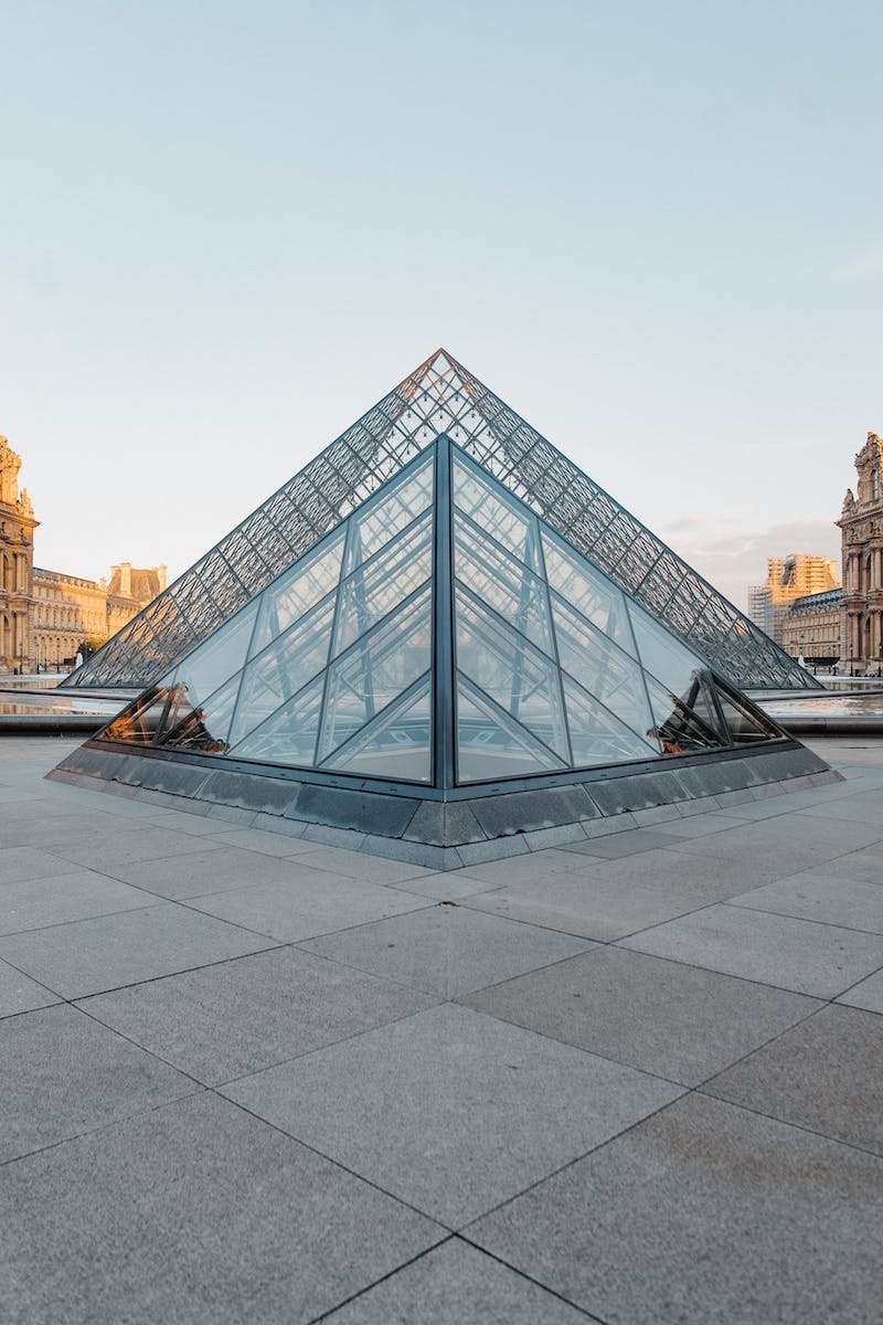 Photo of the Louvre Museum