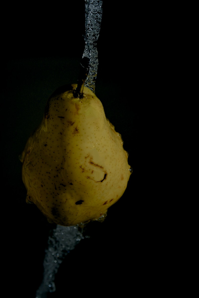 yellow fruit with water droplets