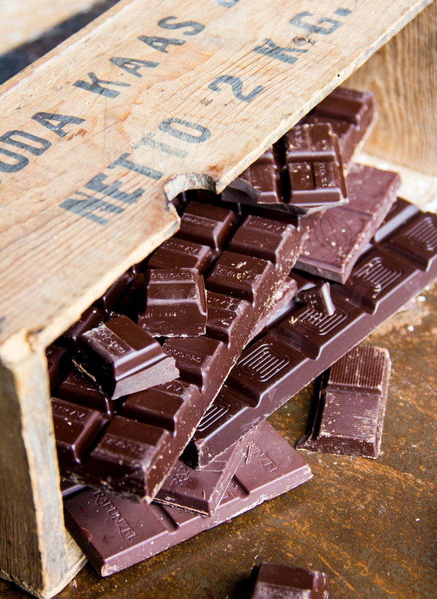 chocolate bar close-up photography